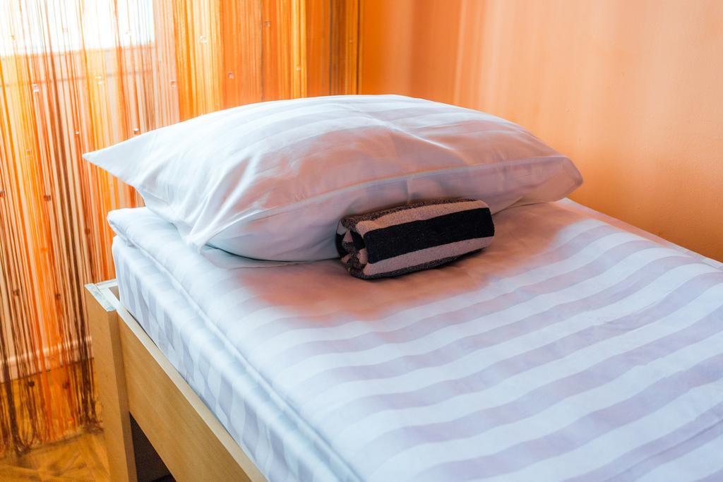 Ussr Hostel Bishkek Ruang foto