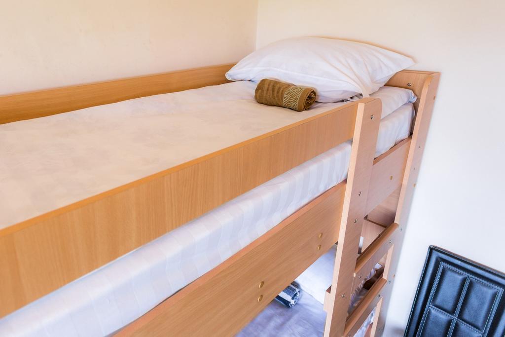 Ussr Hostel Bishkek Ruang foto