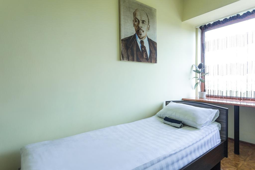 Ussr Hostel Bishkek Ruang foto
